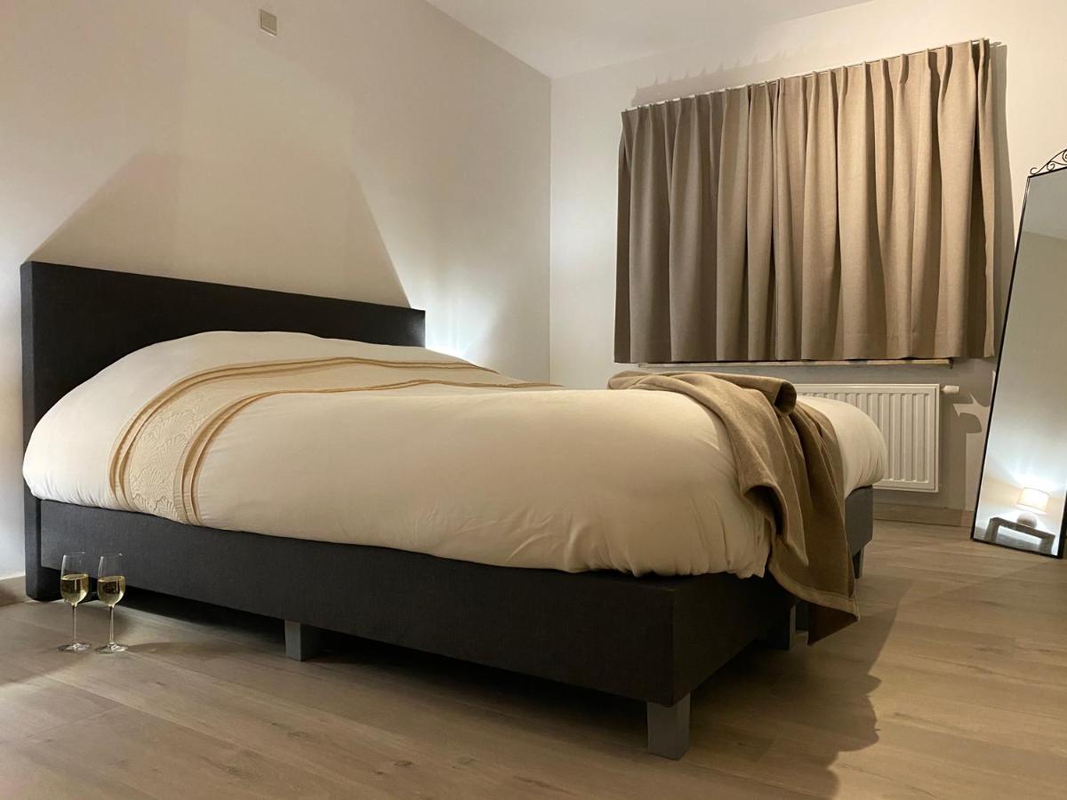 Vakantiehuis Zoetendaal Reningelst 외부 사진